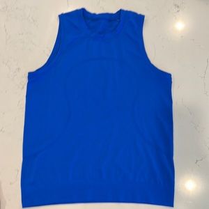Lululemon tank, size 6, blue